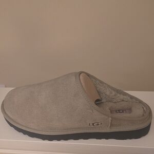 UGG Classic Slip-On Slippers New